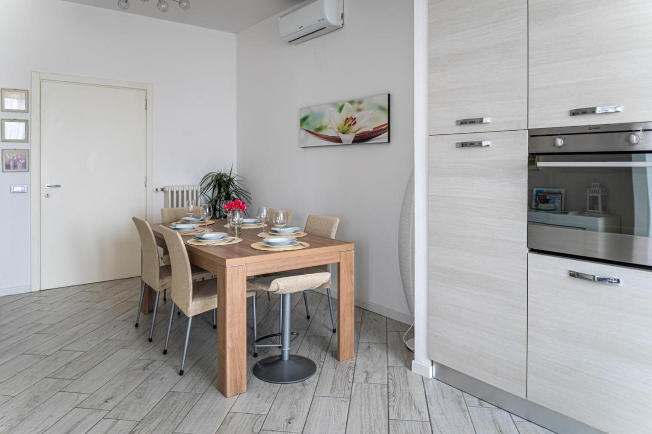 Minerva Holiday Home Манерба-дель-Гарда Екстер'єр фото