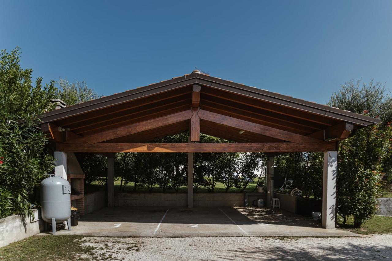 Minerva Holiday Home Манерба-дель-Гарда Екстер'єр фото
